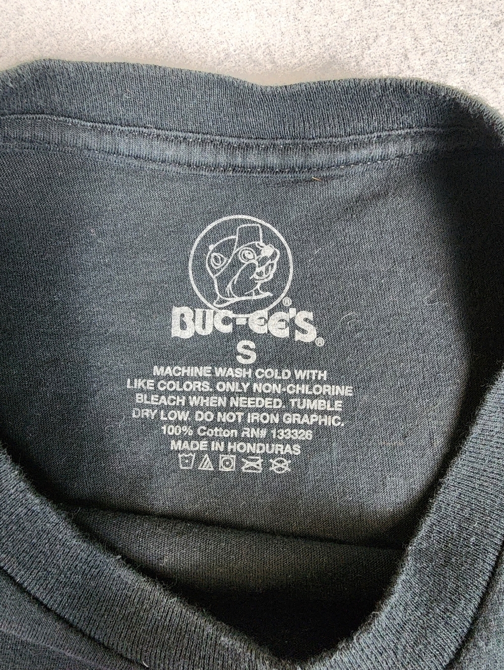 Buc-ee Beaver Rapper Black And Purple Graphic Tee Small  Streetwear - Picture 2 of 7